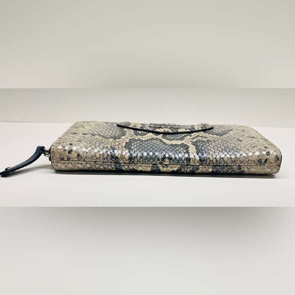COACH EXOTIC SNAKESKIN ACCORDION LARGE WALLET - Picture 2 of 9